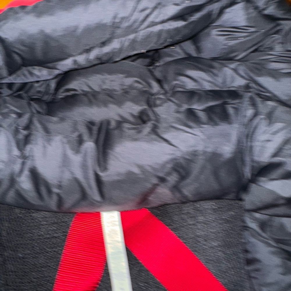 Lululemon winter warrior parka size 8 RED - Picture 6 of 10